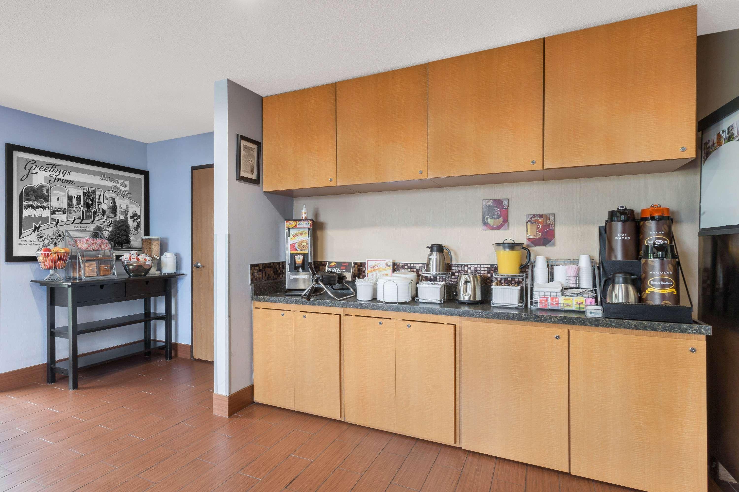 Super 8 By Wyndham Havre De Grace Aberdeen Area Экстерьер фото